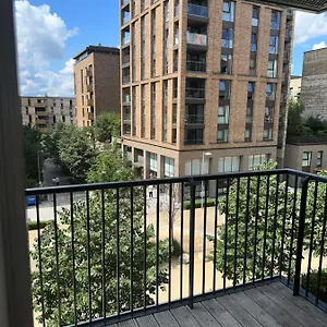 https://luxury-one-bedroom-apartment.brighton-hotels-england.com