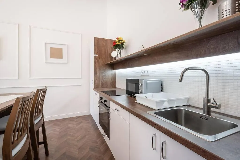 Stylish Apartment In The City Center Budapest Hungary